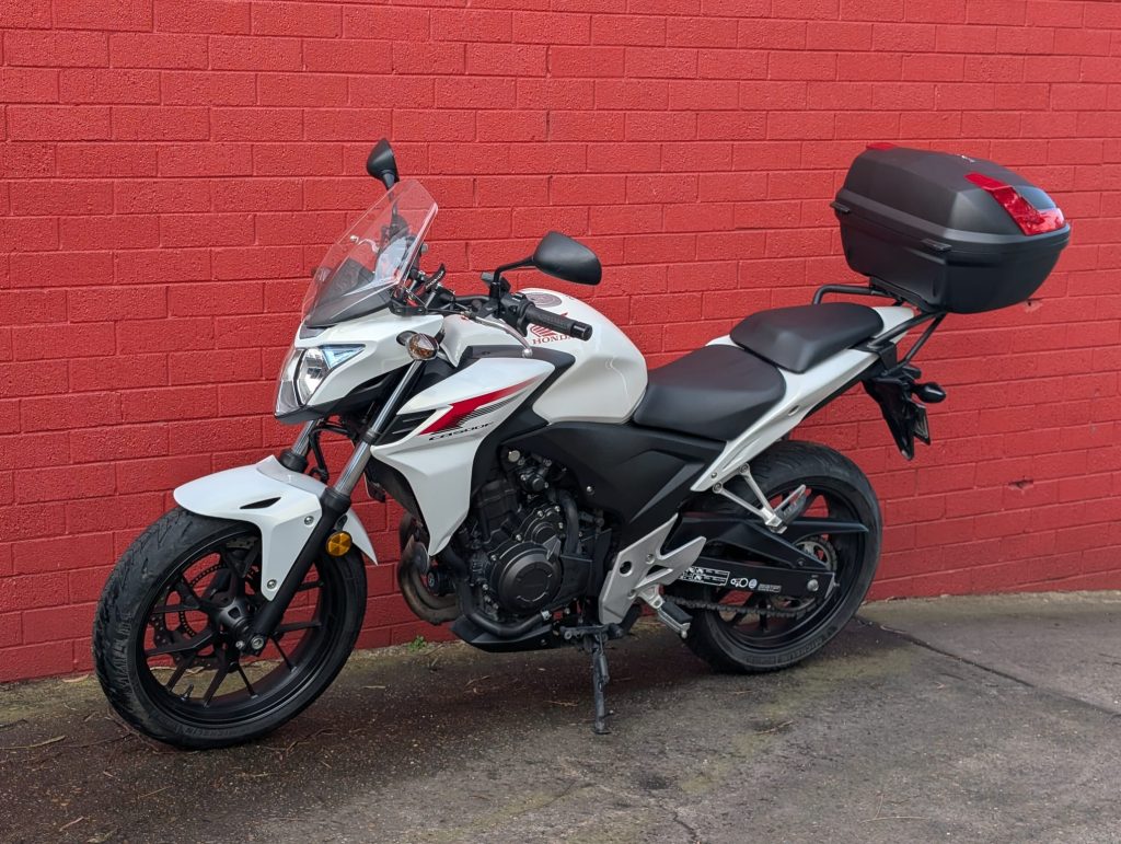 Honda CB500F, 2014, 33779 km, Registered until 21/09/2027, Top box, heated grip, service history, dealer warranty.